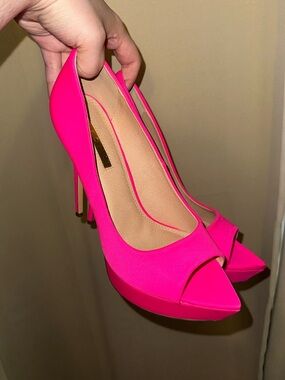 Lilliana Women's Neon Pink Stiletto Pumps Size 10 Formal Heels